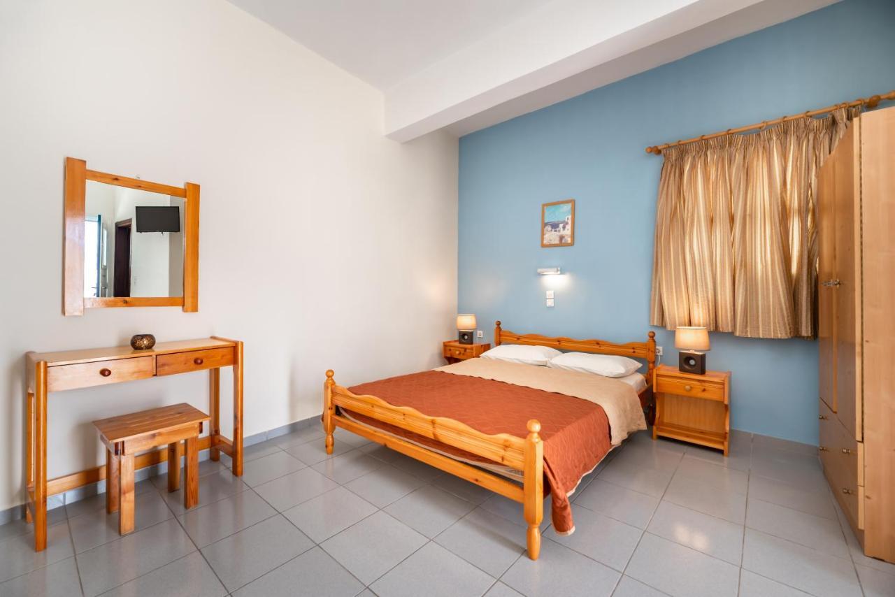 Onar Rooms & Studios Períssa Extérieur photo
