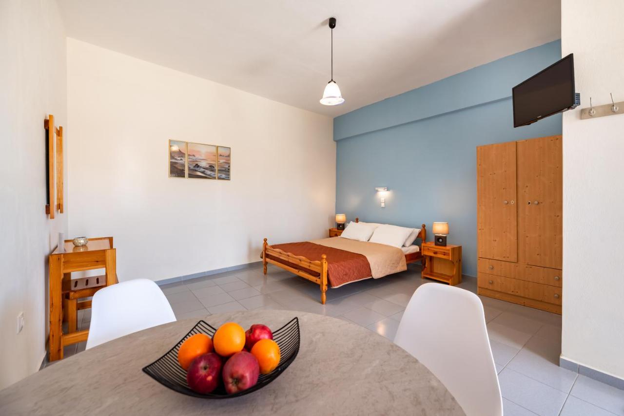 Onar Rooms & Studios Períssa Extérieur photo