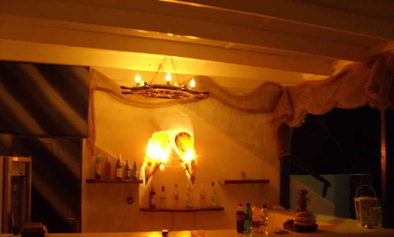 Onar Rooms & Studios Períssa Extérieur photo